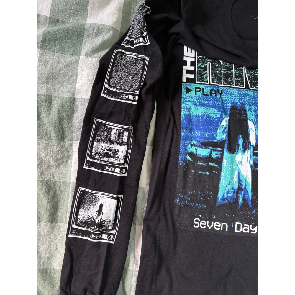 Studio House Designs The Ring Horror Movie Long Sleeve Graphic Tee Black Small - Picture 3 of 5